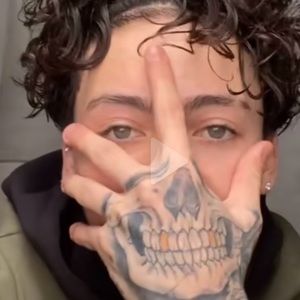 Meet your Posher, Ty